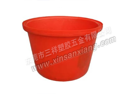 化工桶M型<br>材料：進(jìn)口PE塑膠原料 良好的衛(wèi)生性和耐腐蝕性
